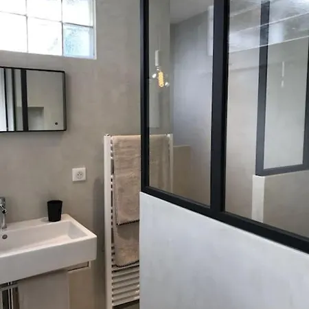 بيت للعطل Maison De Charme Renovee *